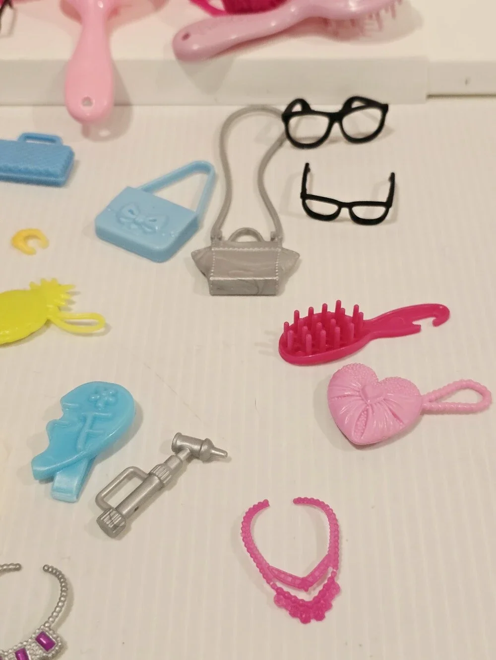 Barbie Doll Fashion Accessories Set